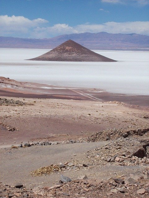 https://images.ecency.com/DQmVNUSi5W1ah9bQf8zLWuDjbyRf1hS6X3Hca9ZL7NNWFPX/cone_74773_640.jpg