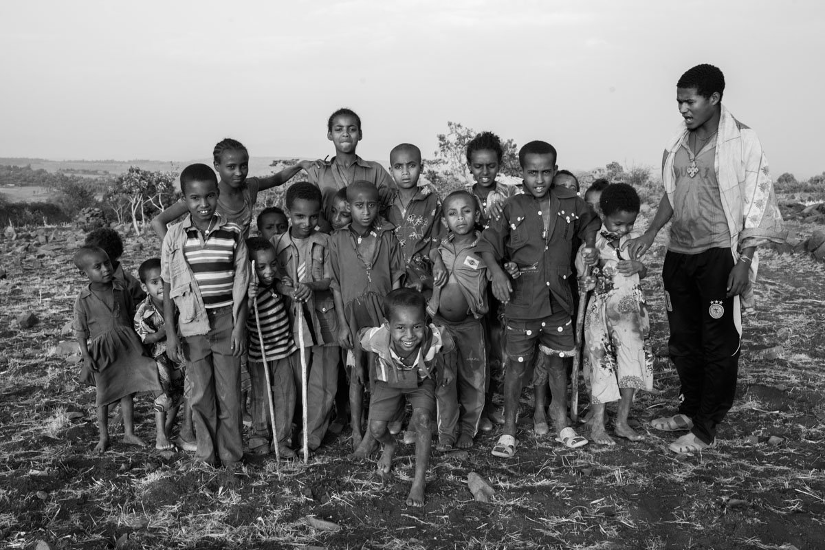 https://images.ecency.com/DQmWxZ7duoCMioRNEvDUsdTHv9ZMVMwWVEJwmkD1E6StF9Q/ethiopia_kids_2015_by_victor_bezrukov_21.jpg