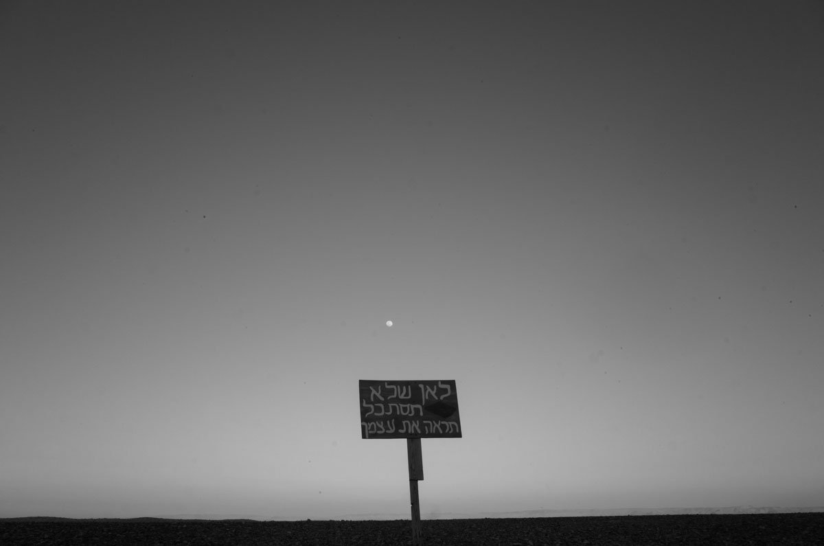 https://images.ecency.com/DQmYMNfzDPmrWW4djxrL1Gm4j6U1aQiidYx2vJBLzdKf1ty/drsert_emptiness_2021_by_victor_bezrukov_1.jpg