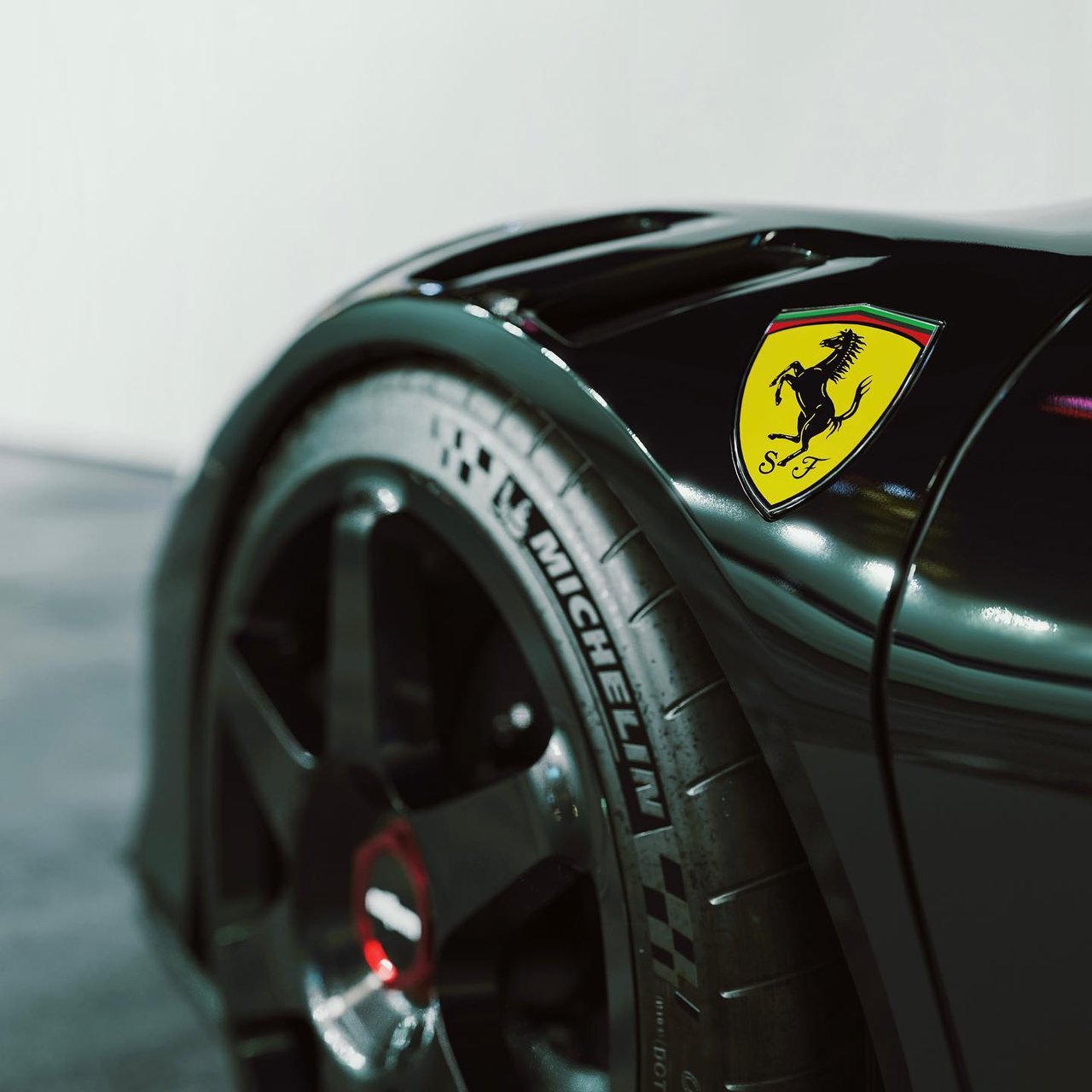 https://images.ecency.com/DQmYYiqd3dGZkzeJh2SkaYVyeSobyxHhRm1xGKbfAvyPdaY/ferrari00007.jpeg