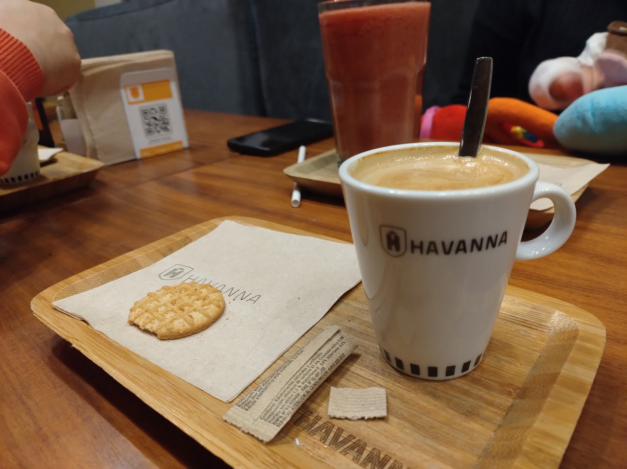 Reunion and coffee in Havanna