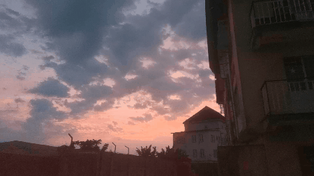 https://images.ecency.com/DQmaD6fFA5WvzDfK4swehqhKaUpigGZq2mXiNtZDWSKTzvC/1750680507091.gif