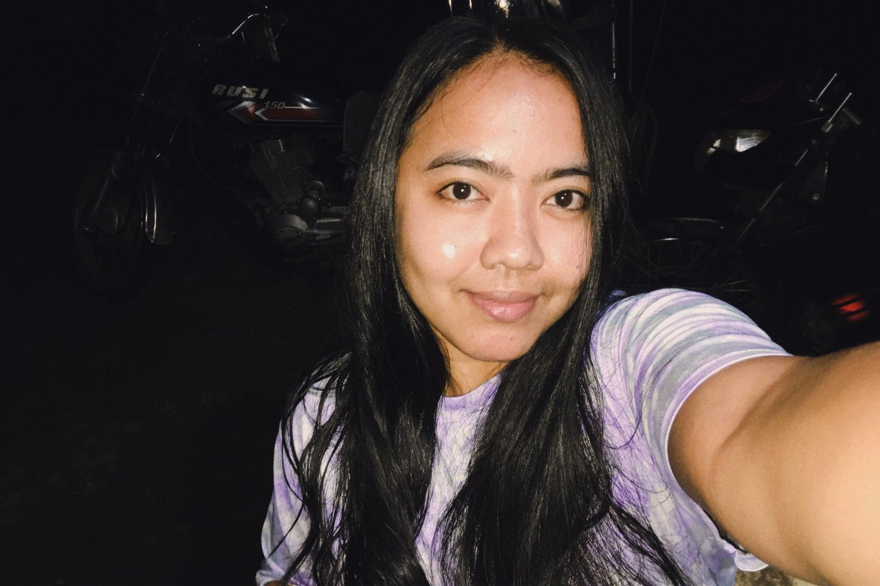 https://images.ecency.com/DQmaHKBSGoubEaBaBEXzX8Vg5BcgDn8Ax1agemipbEufLrx/selfie.jpeg