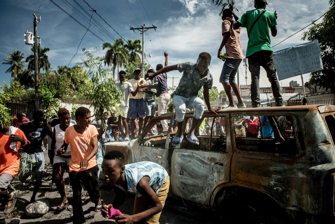 https://images.ecency.com/DQmaZJTG1tcYWn648VnSFQiUgp1A1vUR9Ne66UbQh1zA1tb/xxhaiti_crisis_promo_superjumbo_v2.jpeg