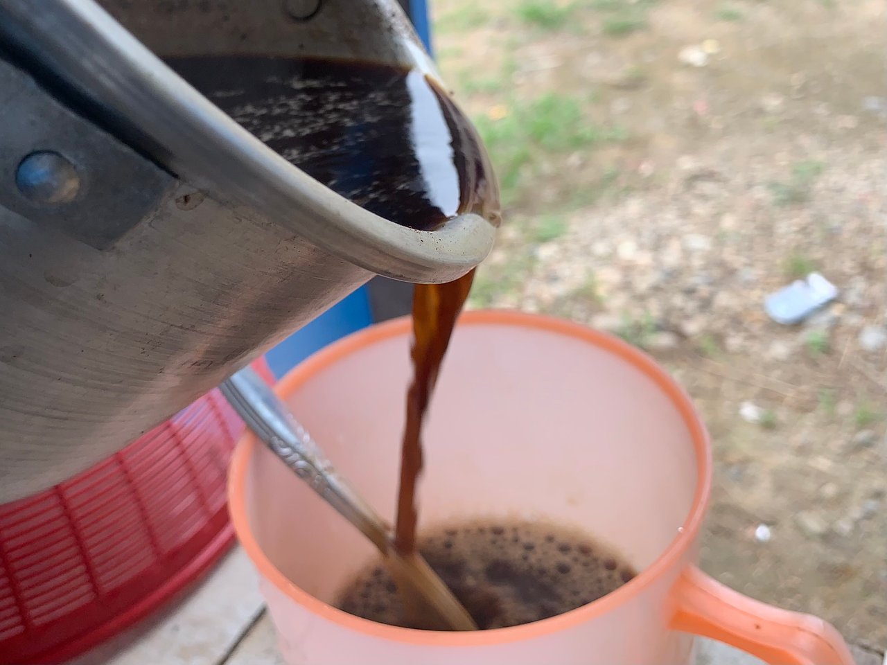 simple coffee made by grandma that is very delicious☕️🥮