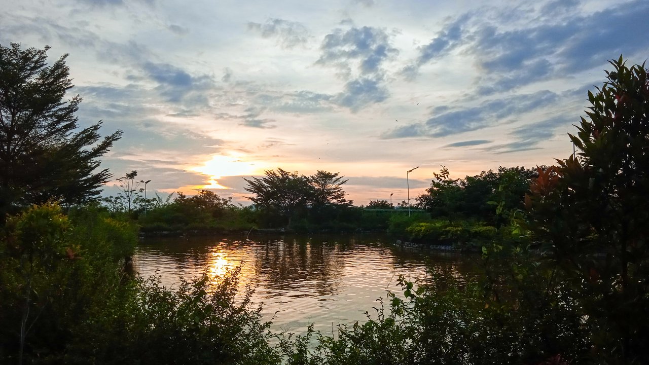 https://images.ecency.com/DQmcUbEwBVYvPQ4P1Hgaunc7FB3gV3bkPnH7J5HdvnF7zBT/1744445715210.jpg