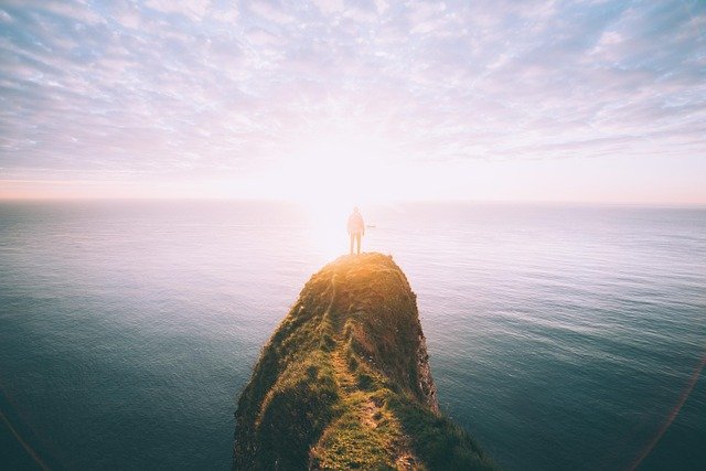 https://images.ecency.com/DQmcV2ntHVDyFD7VJH7Kkgk1pr9jX7FVA7A8EEnBh42Ptwk/cliff_1839392_640.jpg