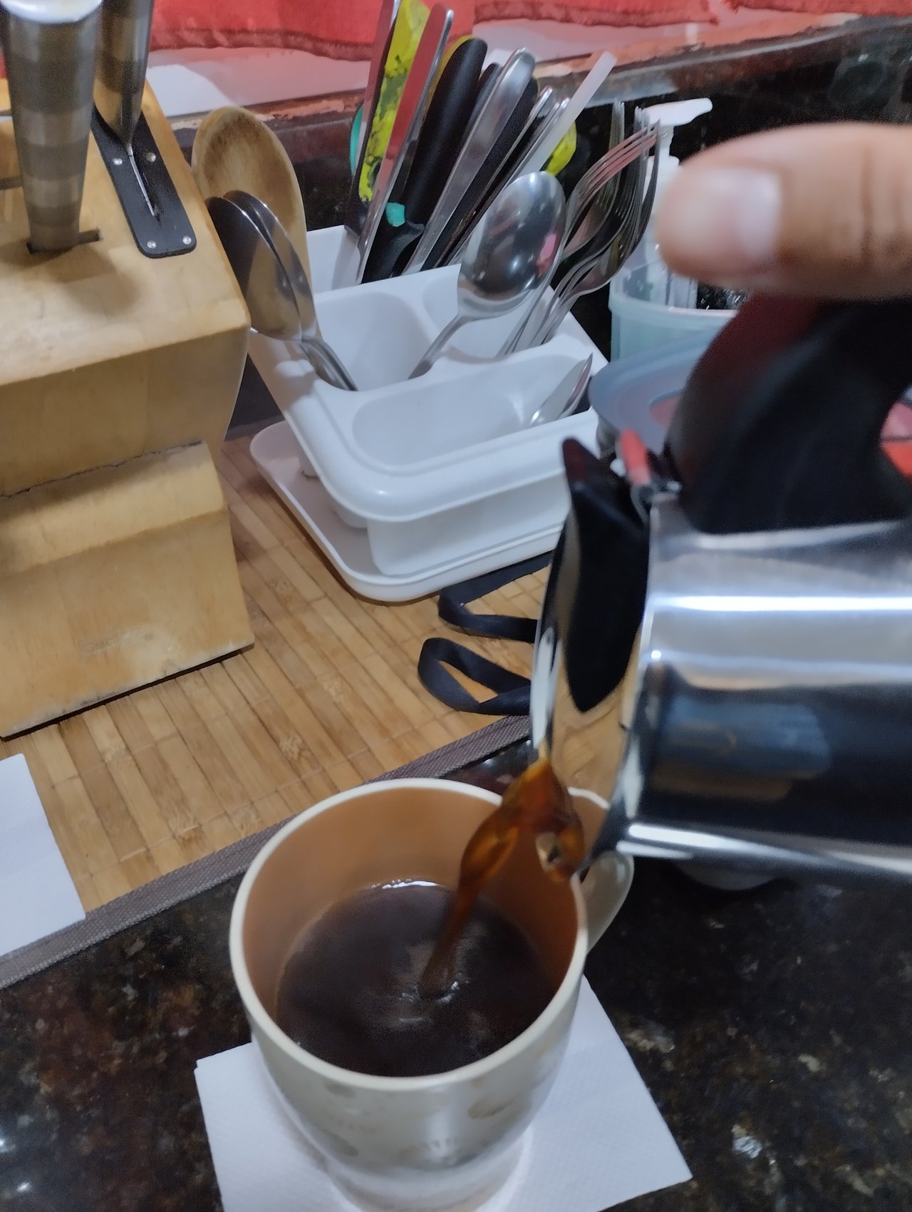 https://images.ecency.com/DQmf6SYCaPJWK64BzxGwdcGHLbXEAWMN2LLbR6Bd5rcTpZd/1713697505246.jpg