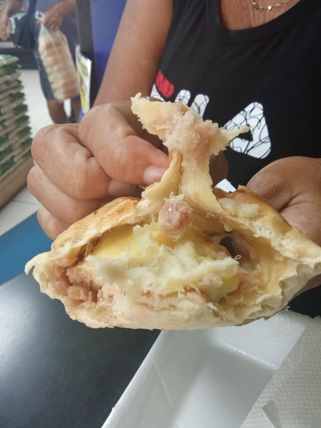 https://images.ecency.com/DQmfNFSBExG3w3oR6zm9gaPEjmWRiZmguh8JXWtstwK6NNZ/1747105917322.jpg