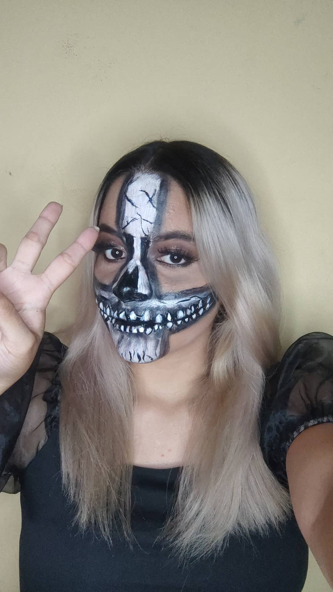 ESP-ENG] Maquillaje tenebroso de calavera para este Halloween || Spooky  skull makeup for this Halloween | PeakD