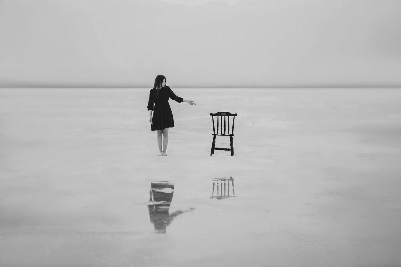 Someone increases the emptiness.