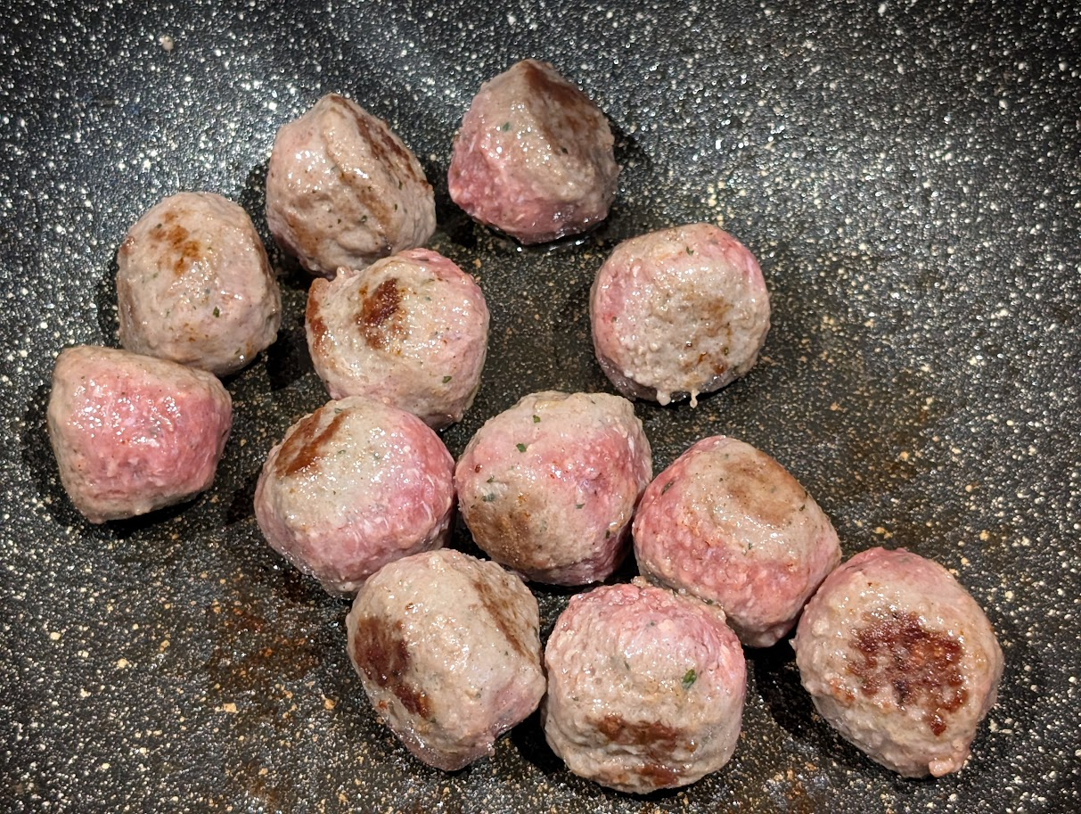 Polpette con spaghetti cottura polpette