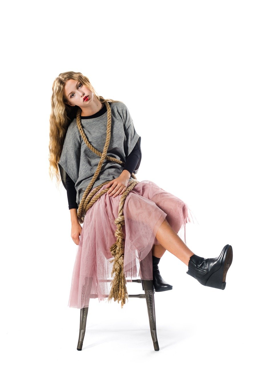 https://img.inleo.io/DQmXrjLMSacYBFHAj7ei9Tur8q4B1Pbf6MrxsX9tUmTMfh9/black-friday-4882419_1280.jpg