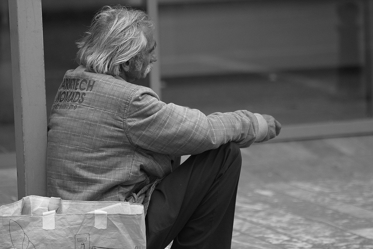 https://img.inleo.io/DQmbgbf7w5j9k9MM4X1Gg9kBi3i1qTZc9auyd99joWJASiQ/poverty-797948_1280.jpg