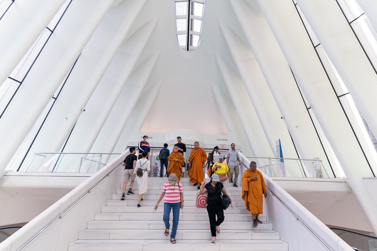 https://img.travelfeed.io/for91days%2F2022-10-02-10-10-814-09-calatrava-world-trade-center-transportation-hub-dsc09811-jpg