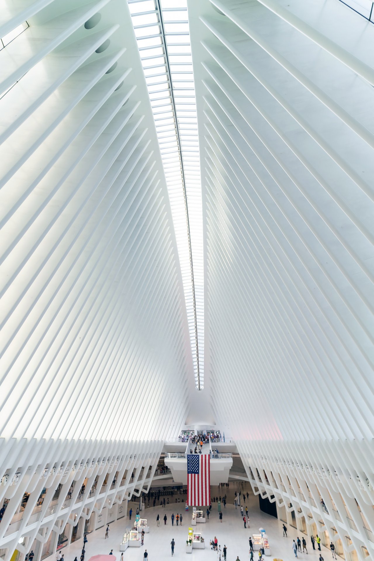 https://img.travelfeed.io/for91days%2F2022-10-02-10-10-818-07-calatrava-world-trade-center-transportation-hub-dsc09807-jpg