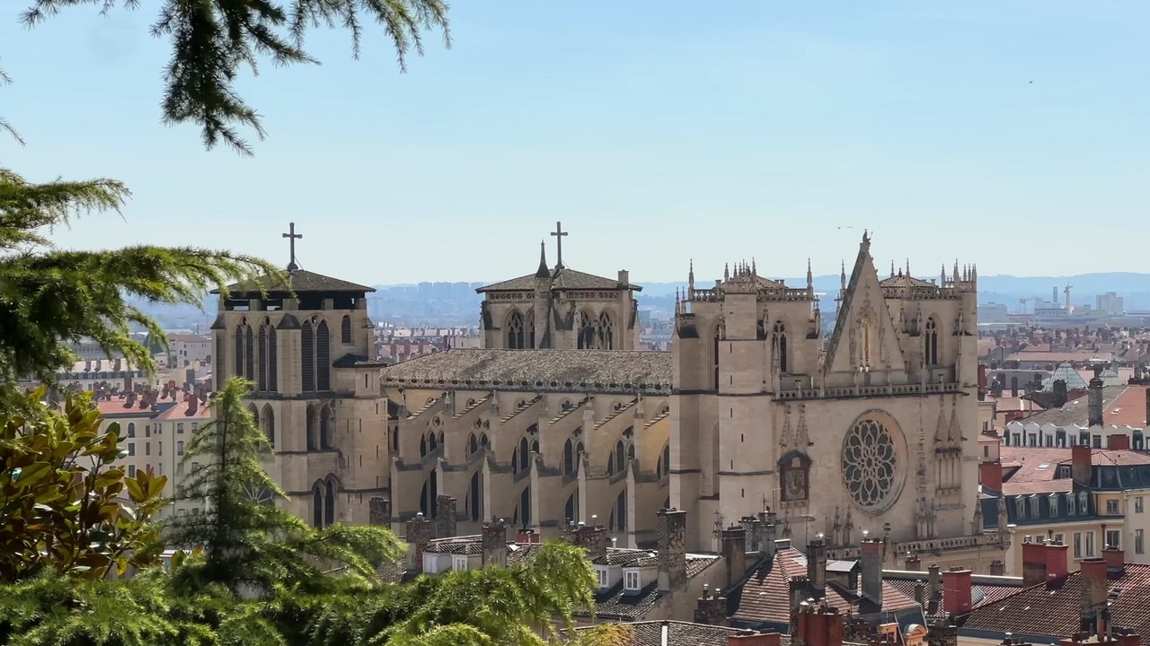https://img.travelfeed.io/lett%2F2025-07-27-10-07-690-001-jpg