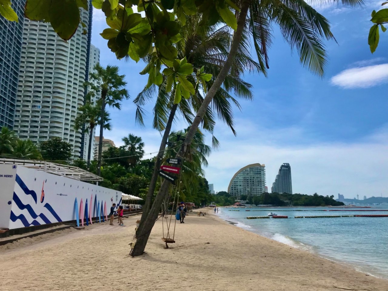 Pattaya Beach Please