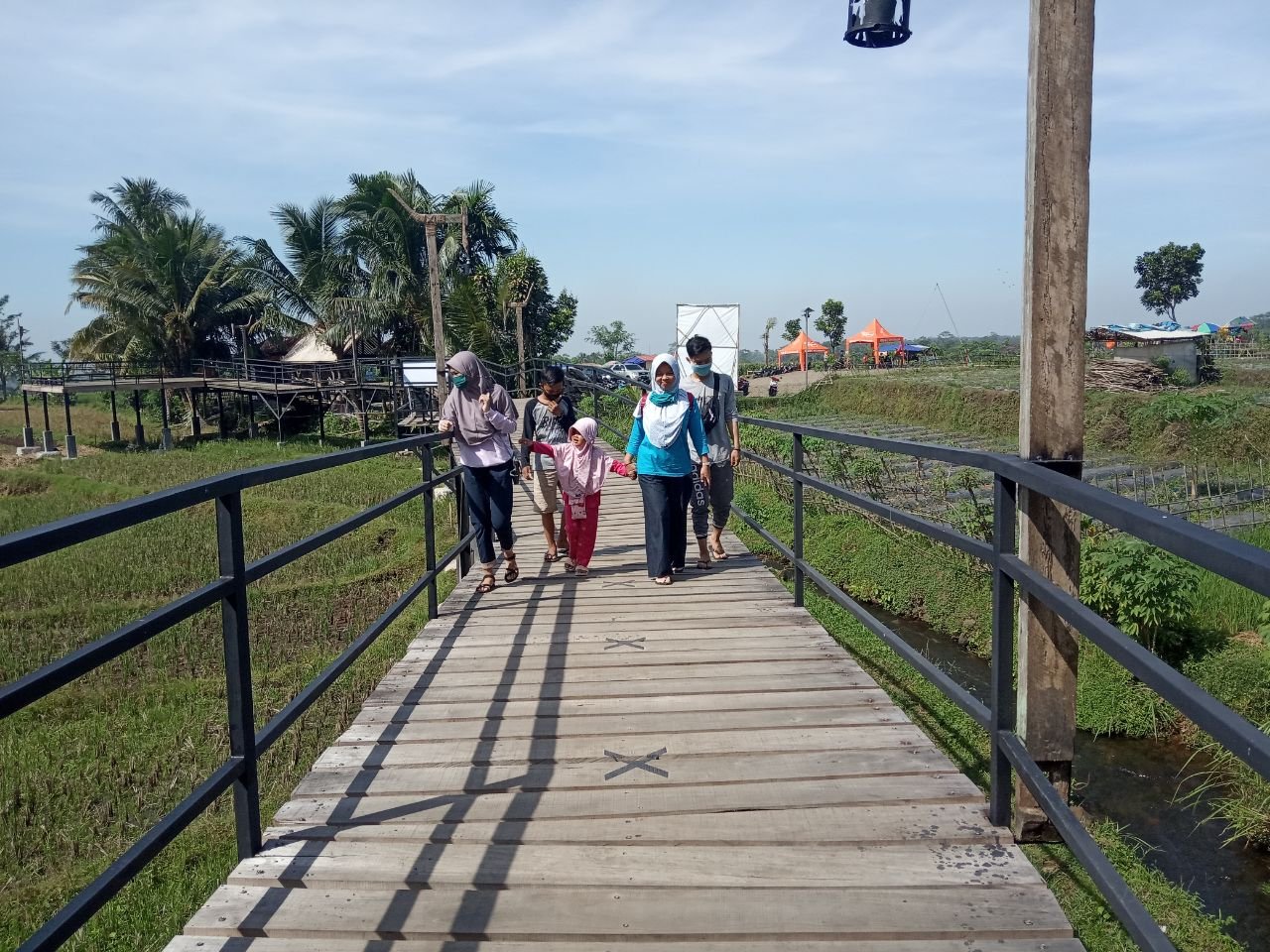 https://img.travelfeed.io/wongbraling%2F20200727T105941518Z-sabin7.jpg