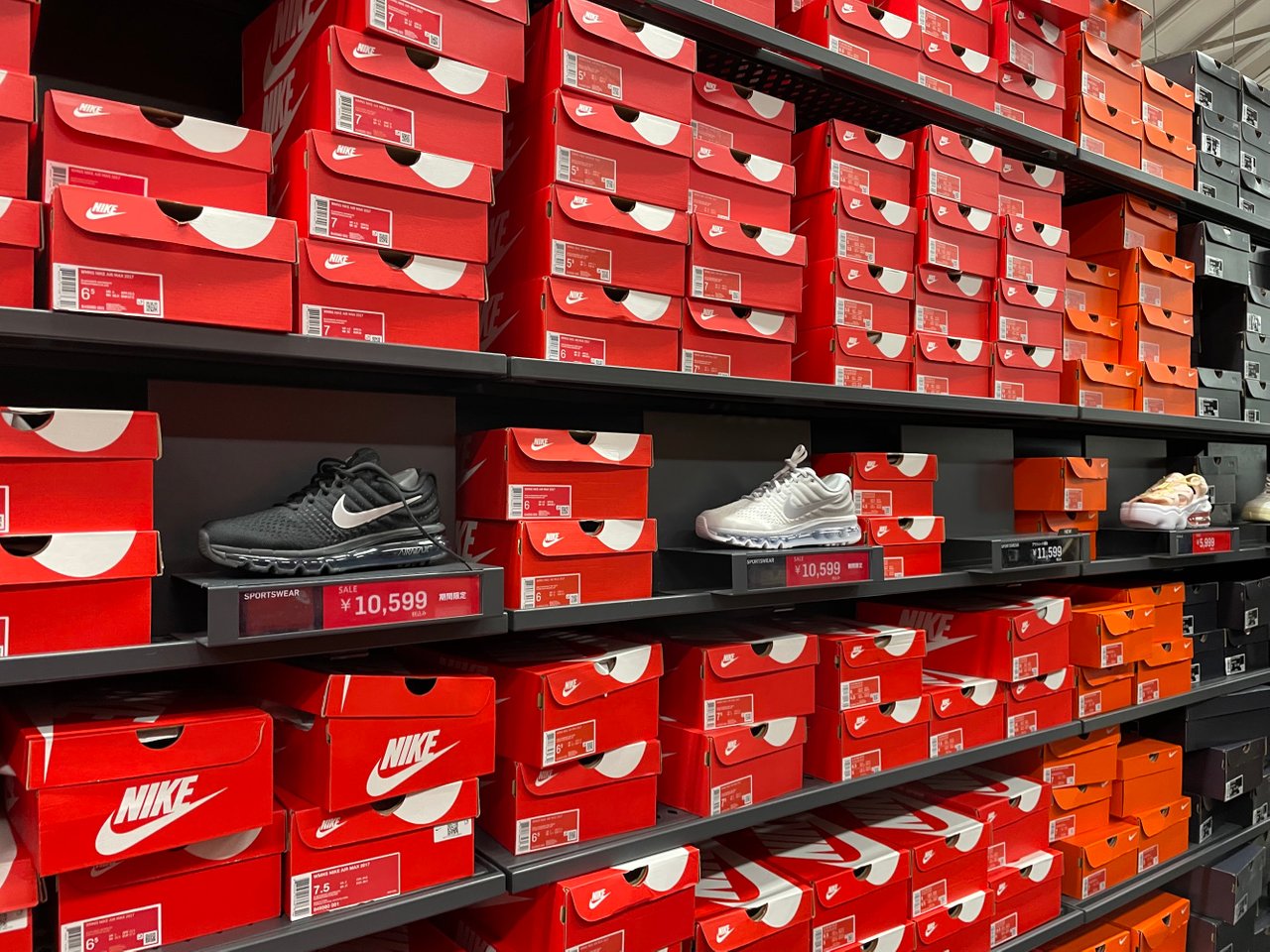 Is nike outlet factory store cheaper