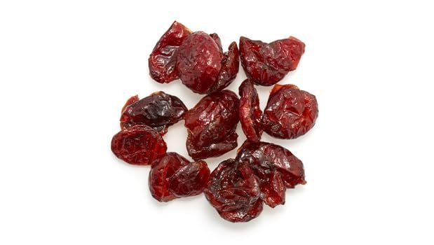 2 Yupik Organic Cranberries, Apple Juice Infused, 2.2 lb, Non-GMO, Gluten-Free, Vegan, Kosher, Dried Fruits, No Added Sugar, Plump & Chewy, Source of Fiber, Healthy Snacks, Ideal for Baking & Topping