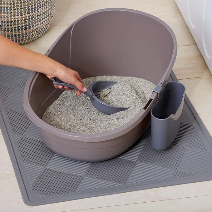 3 AmazonBasics Litter Scoop with Holder