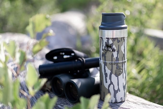 6 Stainless-Steel Secure Cup: Portable Beverage Container - Advanced Insulated Tumbler for Temperature Controlled Drinks - Non-Harmful, Leak-Proof Thermos