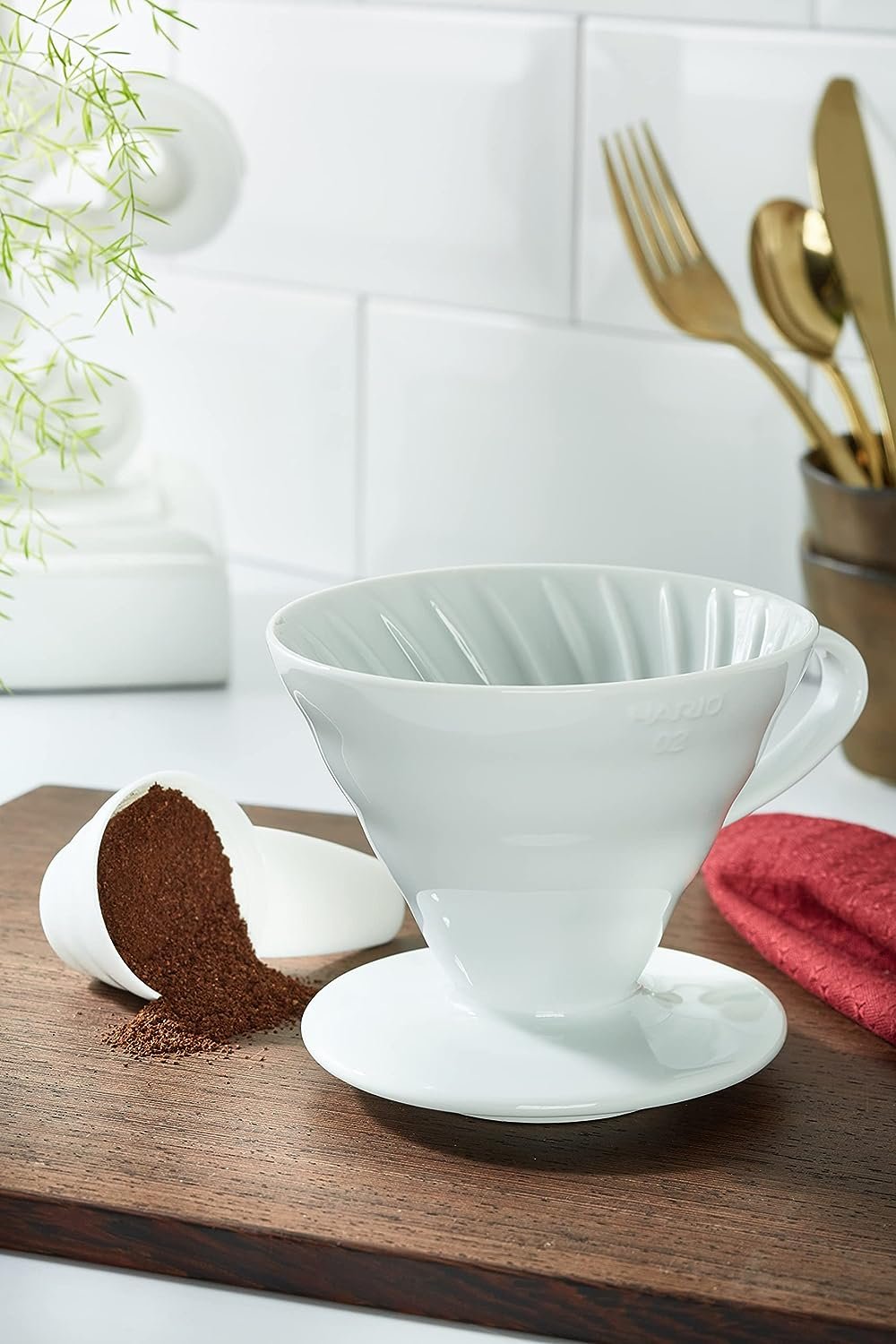 6 White Ceramic Coffee Filter - Size 02
