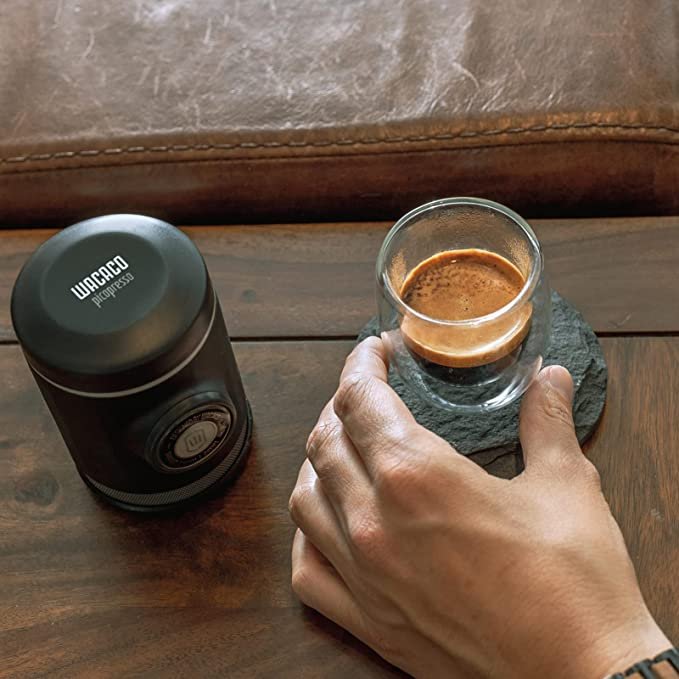 4 Espresso On-The-Go: Premium Coffee Maker with Protective Cover, Designed for Precision Grinding, Enjoy a Personalized Coffee Experience