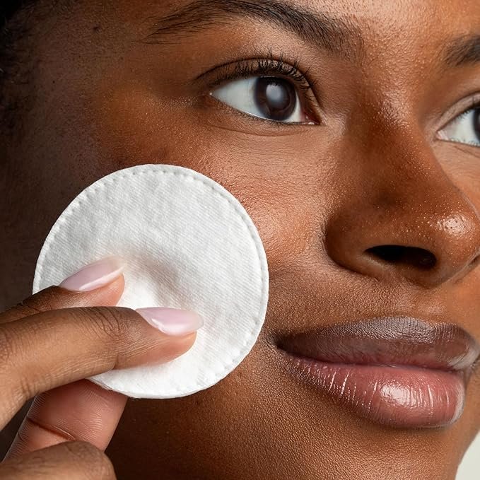 2 Cliganic Organic Cotton Rounds (500 Count) Makeup Remover Pads, Hypoallergenic, Lint-Free | 100% Pure Cotton (Packaging May Vary)