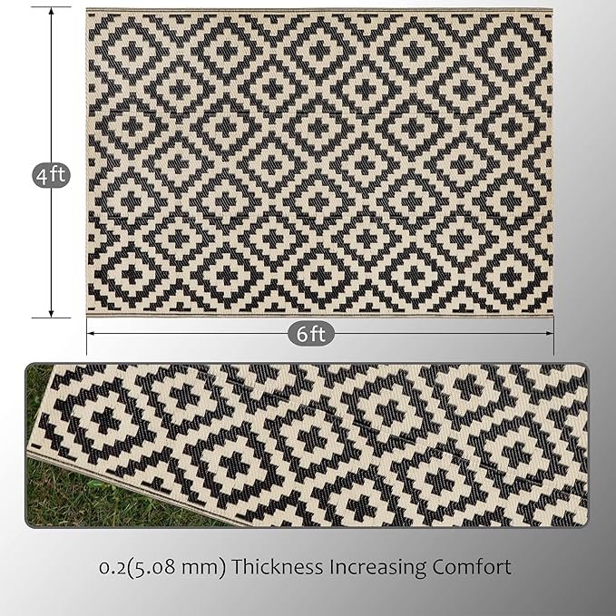 1 Reversible Outdoor Mat - Black & Beige Lattice (4' x 6')