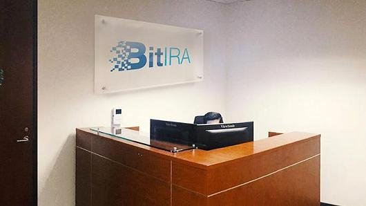 105040830-Frontdesk.530x298.jpg