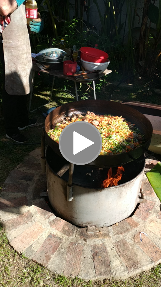 videos/d73ab19c1d8557da940635cc9e7a9e7a-00001.png