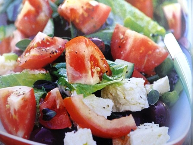 https://saladrecipe.net/wp-content/uploads/2016/01/Greek-salad-recipe.jpg
