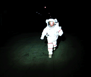 astronaut-clown-running-animation-2.gif