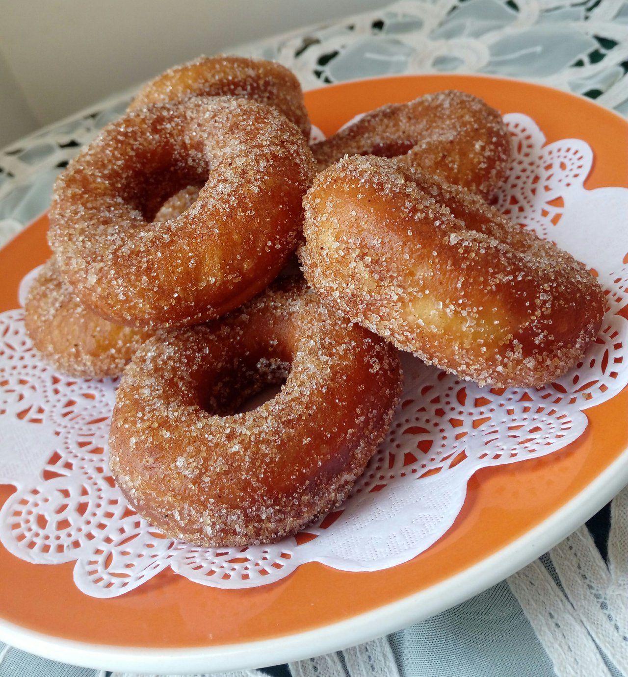 AZUCARADAS Y ESPONJOSAS! Donas caseras! | PeakD