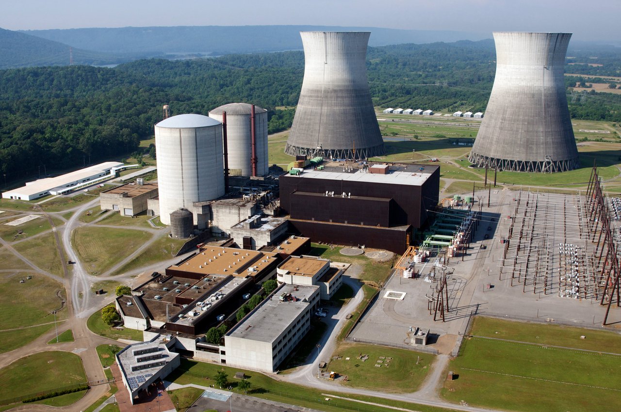 https://upload.wikimedia.org/wikipedia/commons/7/77/Bellefonte_Nuclear_Power_Plant.jpg