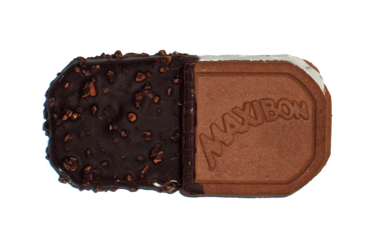 https://upload.wikimedia.org/wikipedia/commons/8/80/Maxibon_outside.png