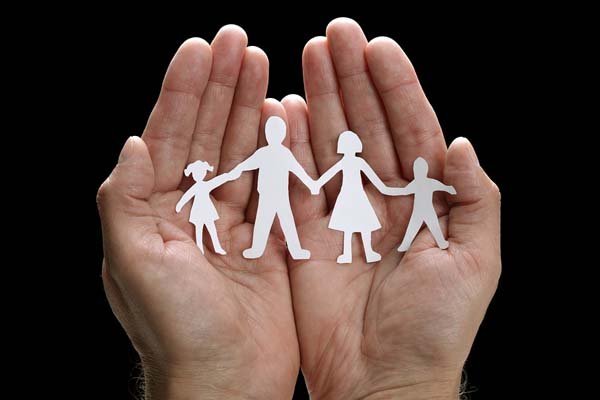 https://www.socialworker.com/downloads/1697/download/bigstock-Cutout-paper-chain-family-with-16555013600.jpg