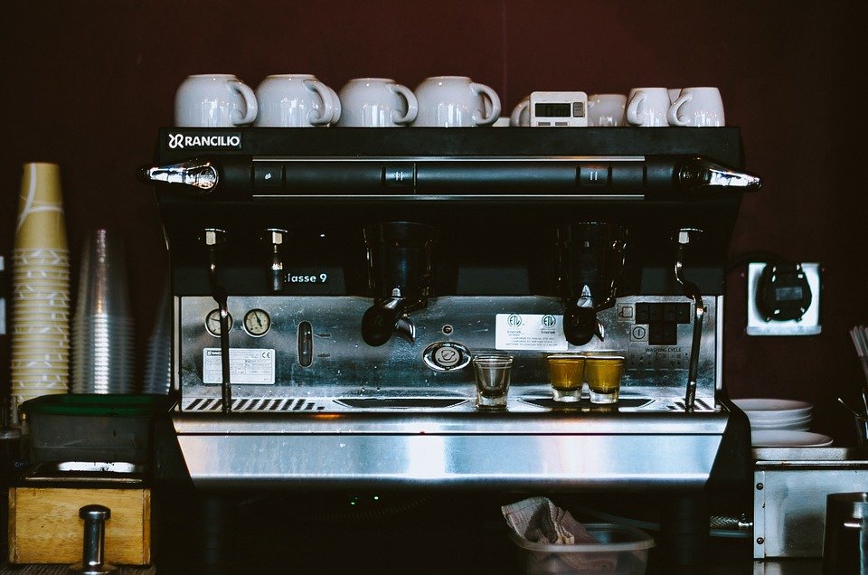 https://images.hive.blog/0x0/https://www.steemimg.com/images/2016/08/14/espresso-machine-690498_960_720d336d.jpg