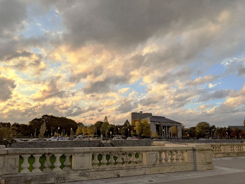 16 October 2021 - Center of Providence in late afternoon — Hive