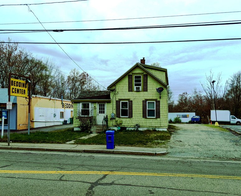 2 May 2022 - Old house on the side of a major road — Hive