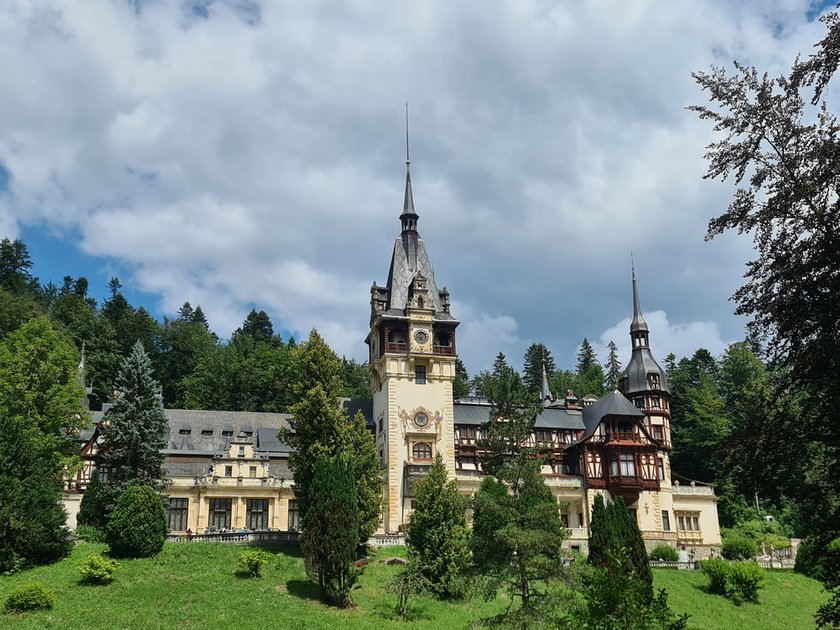 Leaving All Behind - Backpacking Around🌏🎒- Sinaia, Romania 🇷🇴 (Day 5 ...