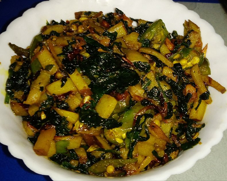 fried-telakucha-leaves-with-potatoes-hive