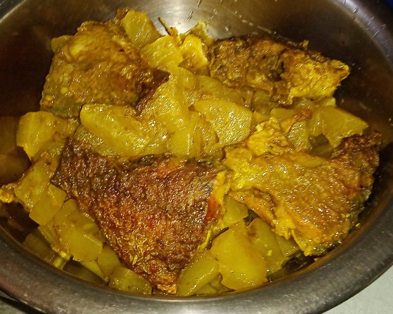 very-delicious-papaya-curry-recipe-with-fish-hive