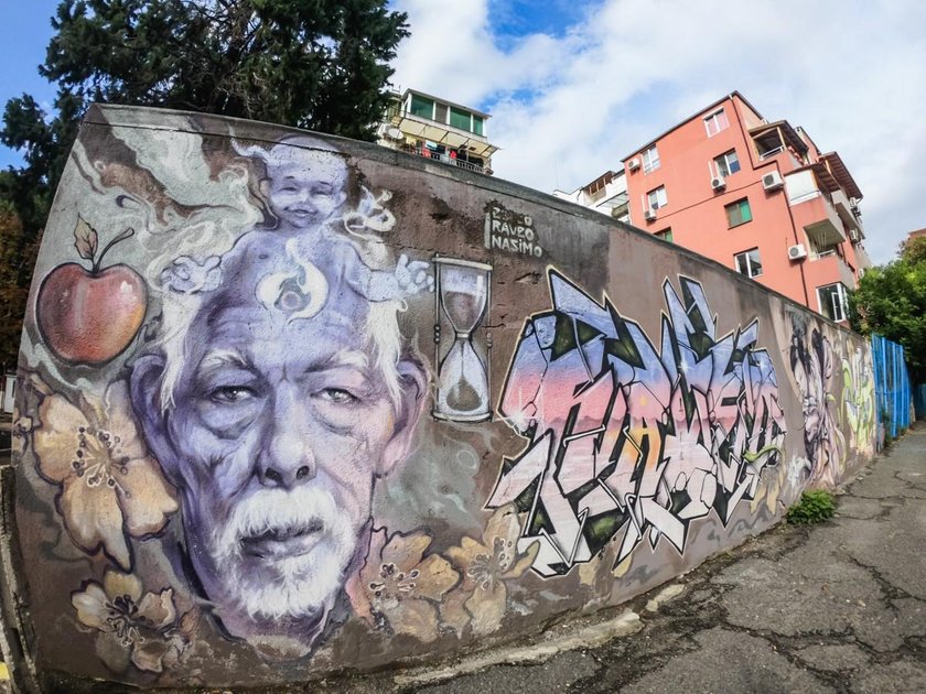 Street art in Burgas 22 PeakD