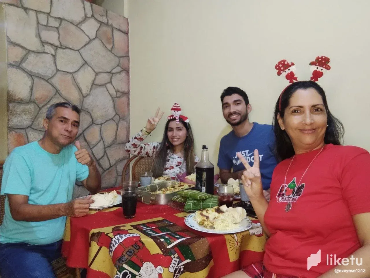 clqkzndfr00dx0vszgax60ehc_photo_2023-12-25_09-53-22.webp