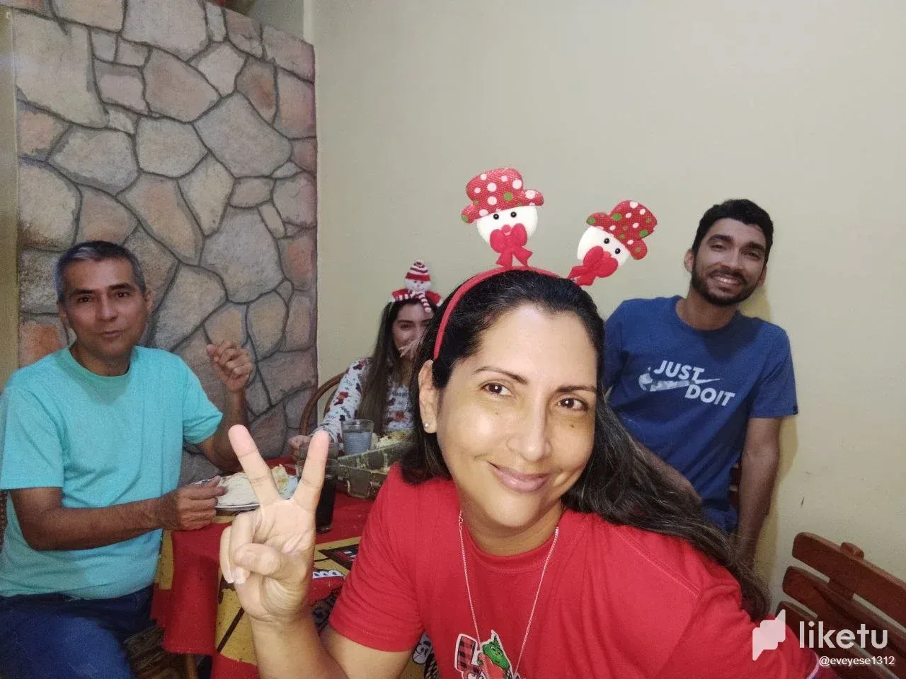 clqkzpfkt00ek6bsz4hf60l94_photo_2023-12-25_09-55-55.webp