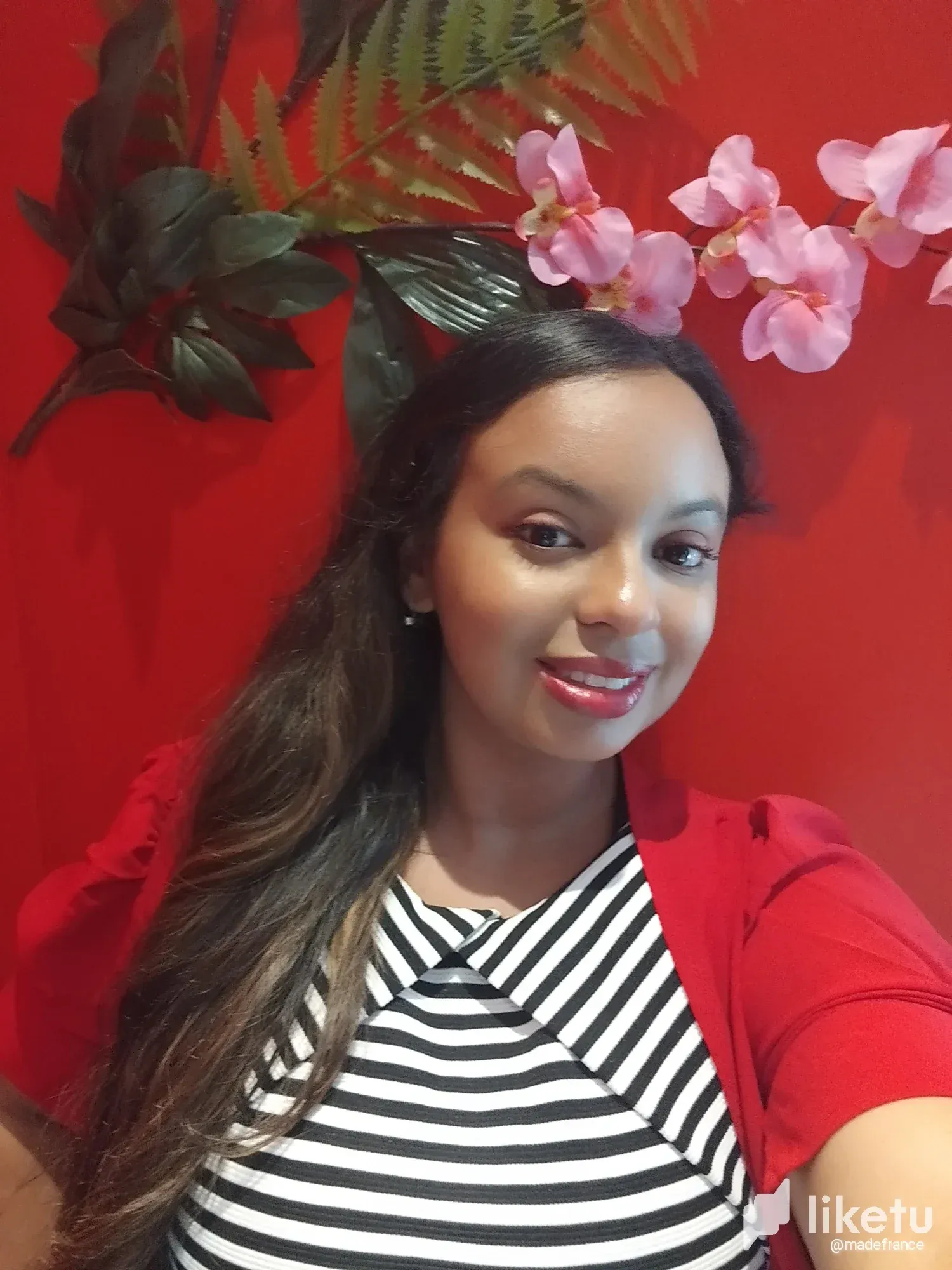 De rojo me veo bien y con un nuevo significado.❤️ — Hive