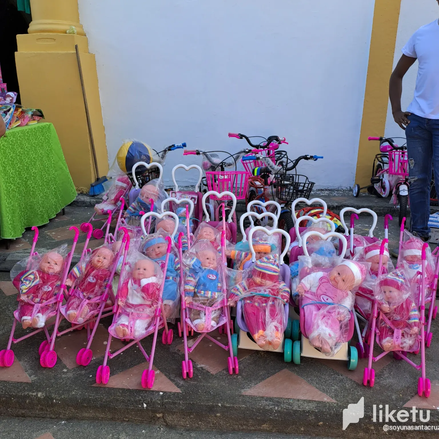 clql3bv6u0024brsz5x8ke4ca_20231224_094132.webp